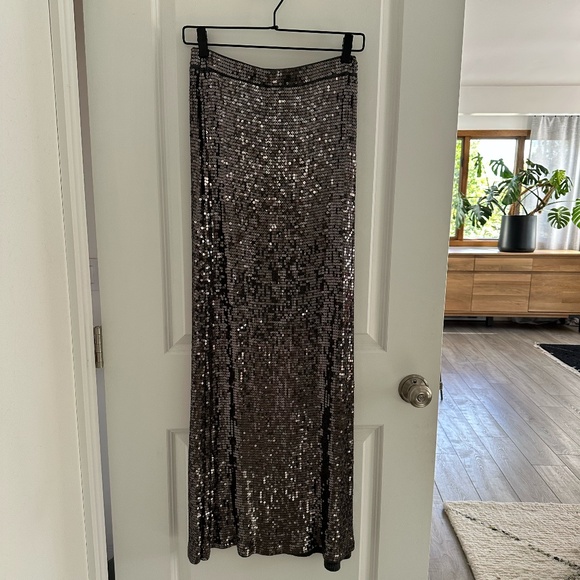 MICHAEL Michael Kors ◡̈ Sequin Gunmetal Grey Maxi Skirt Small EUC - Picture 5 of 8